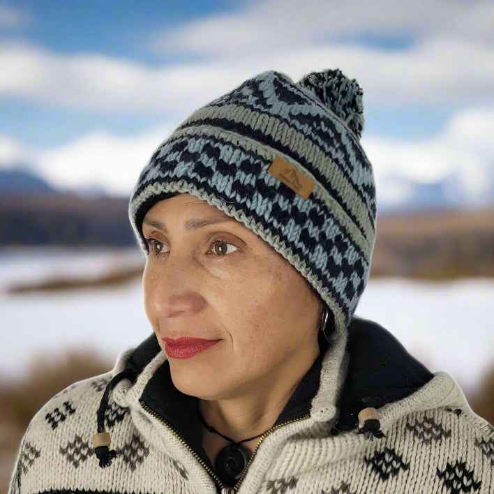 Wool beanie pom pom BLUE PATTERN
