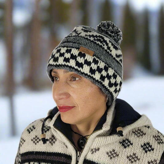 Wool beanie pom pom GREY PATTERN