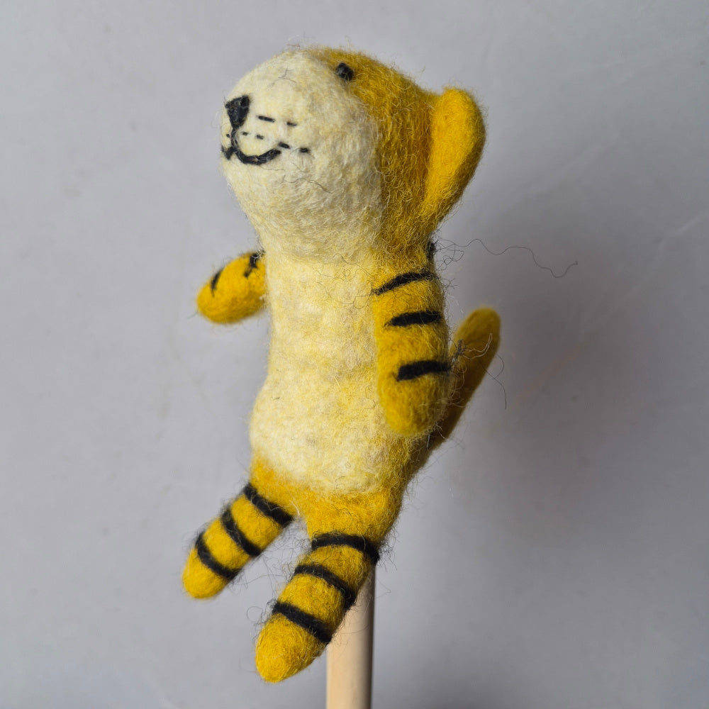 Wool Fellt finger puppets WILD LIFE