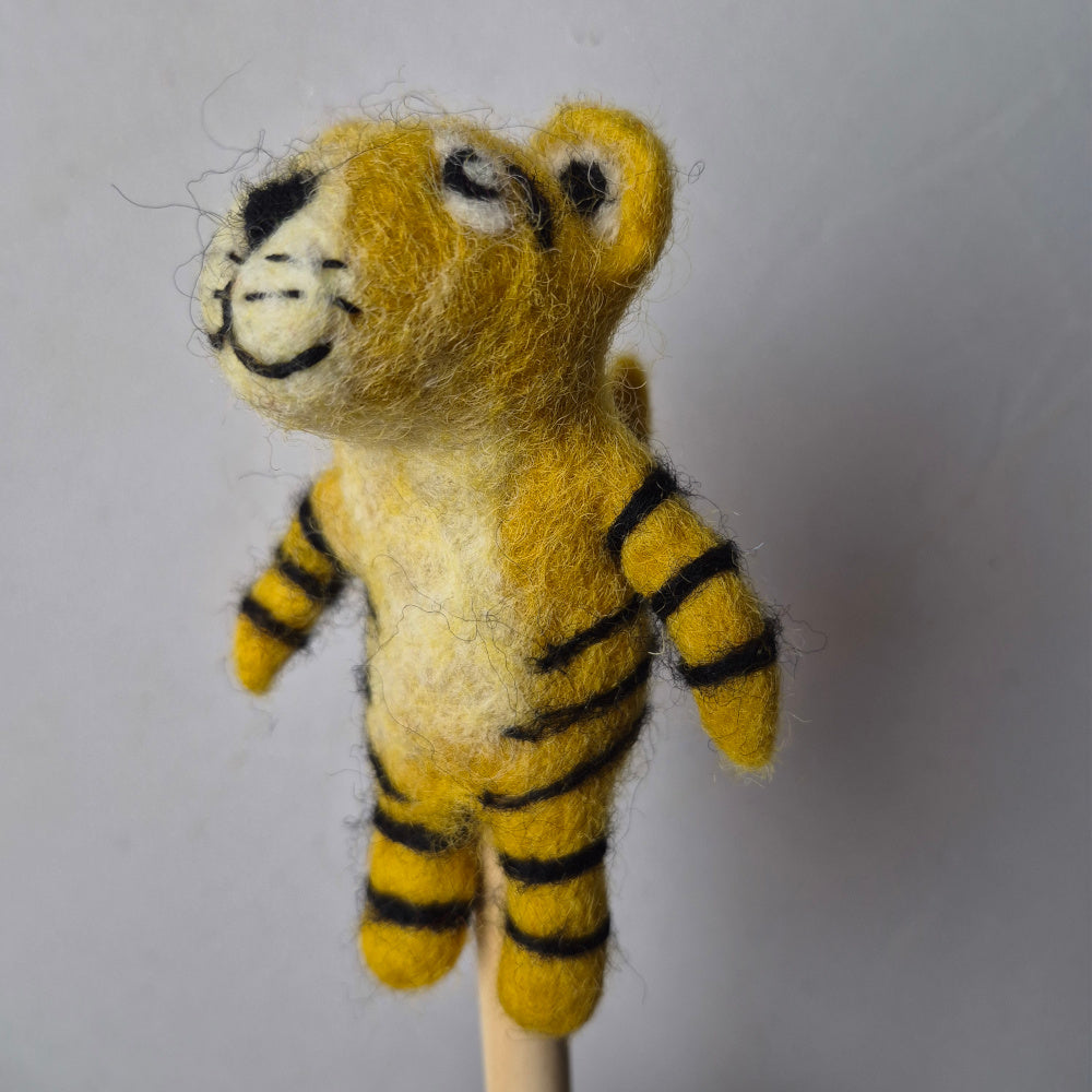 Wool Fellt finger puppets WILD LIFE